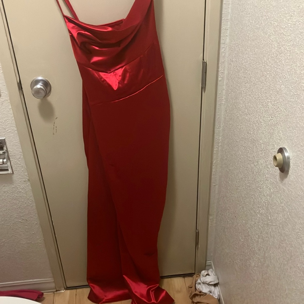 SHEIN Red Spaghetti Strap Gown for Weddings